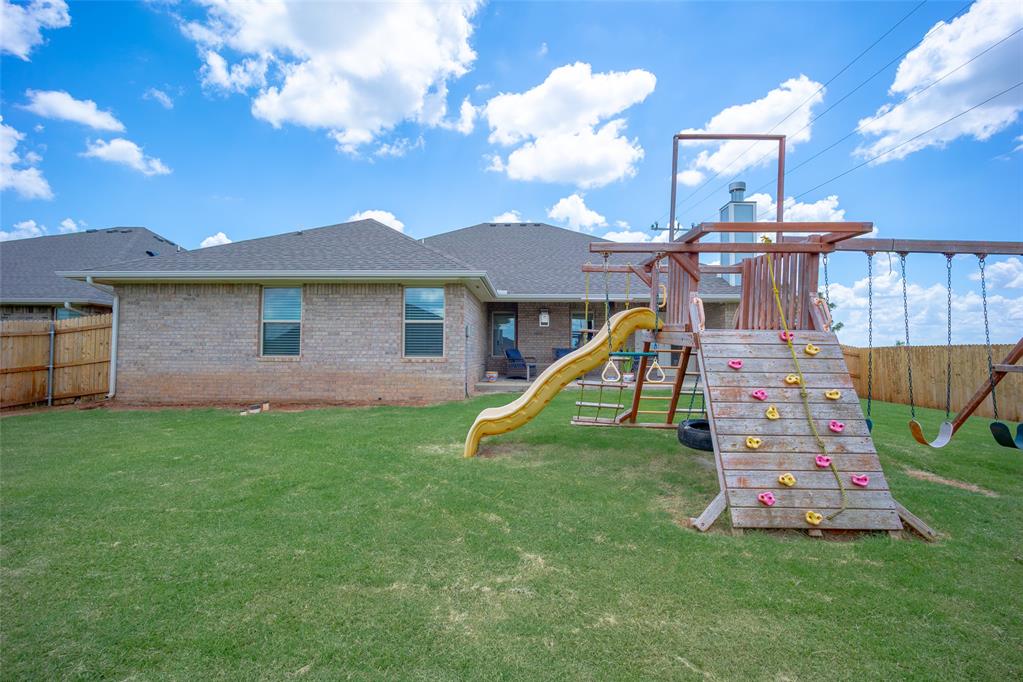 10117 Nw 140th Street Property Photo 40