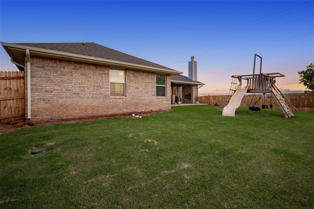 10117 Nw 140th Street Property Photo 44