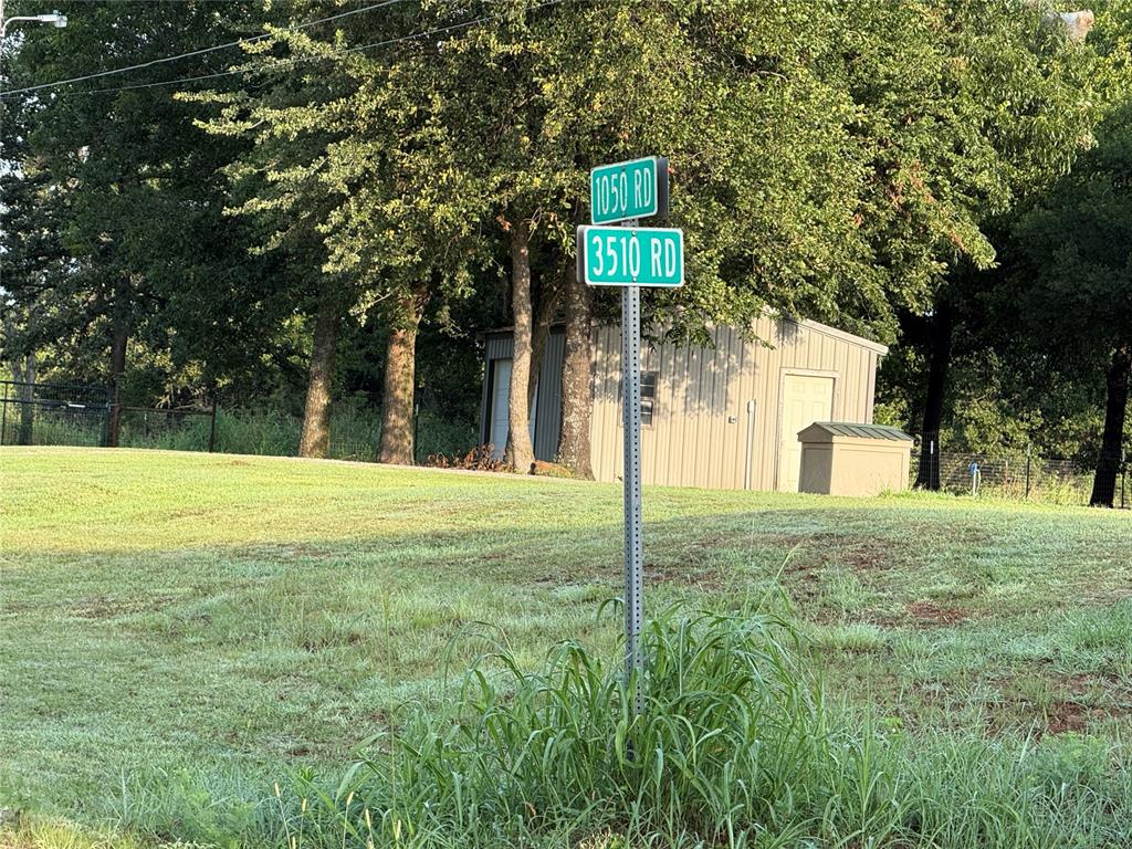 1 1050 Road Property Photo 1