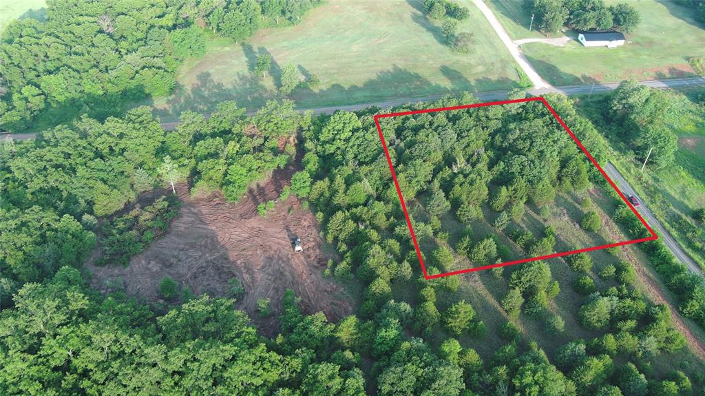 1 1050 Road Property Photo 5