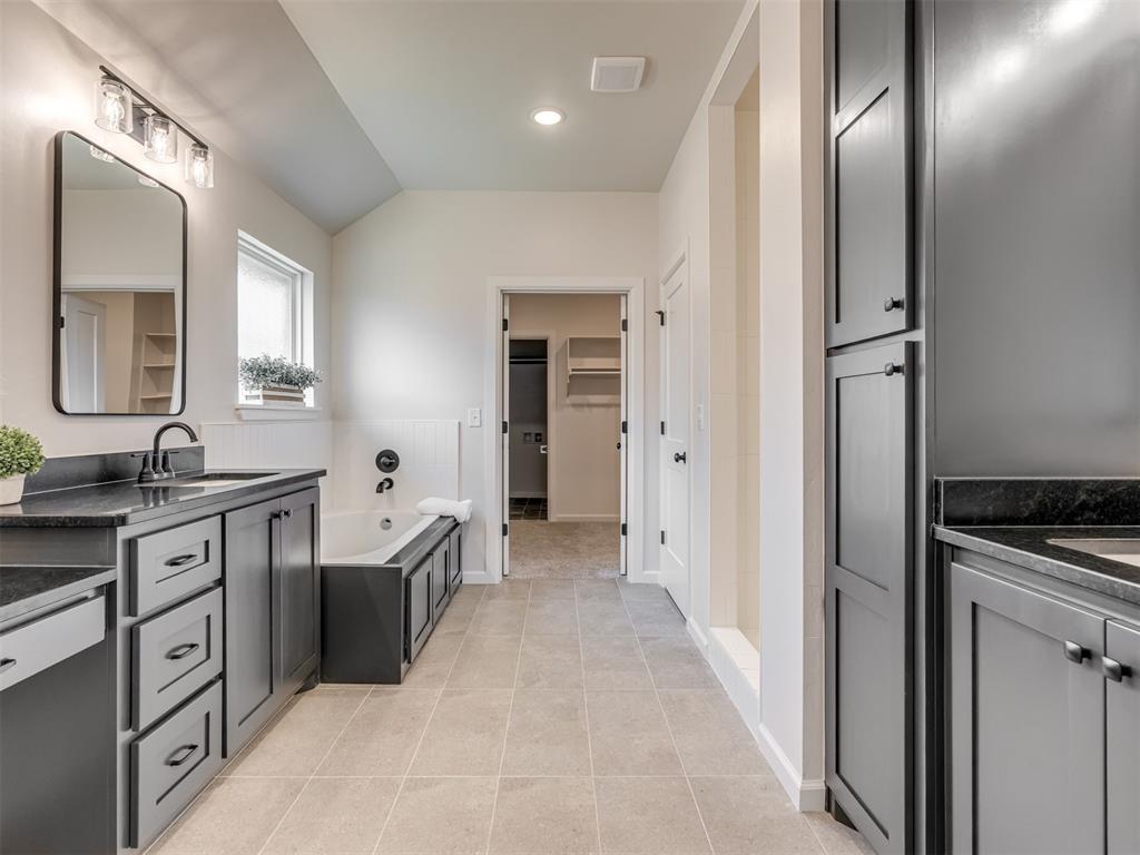 4900 Vine Cliff Road Property Photo 19