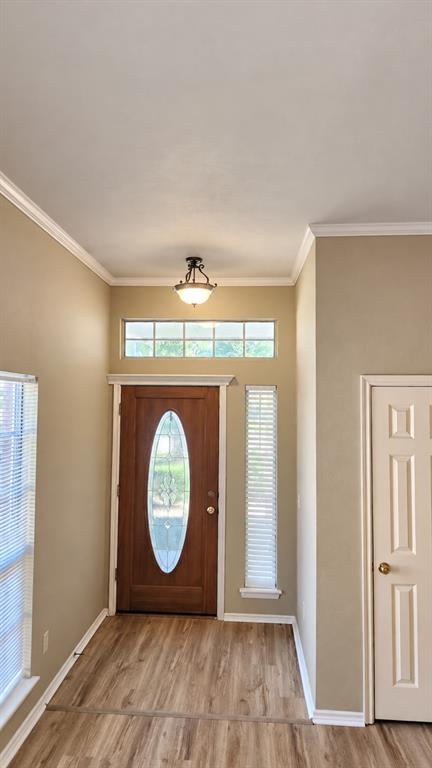 13821 Pawnee Drive Property Photo 3