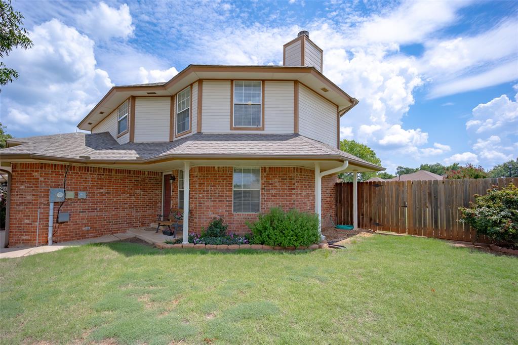 336 Lariat Circle Property Photo 5