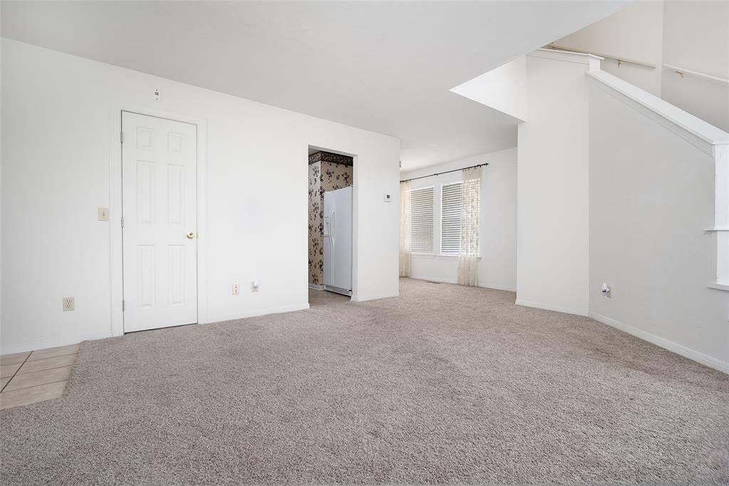 336 Lariat Circle Property Photo 8