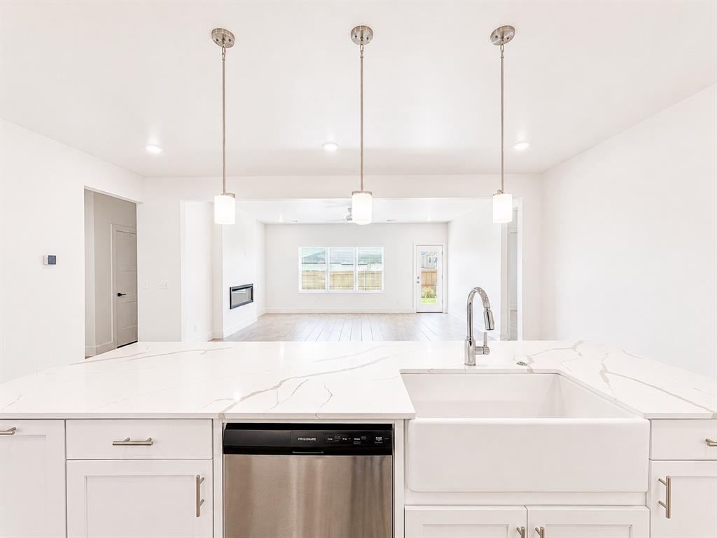 18021 Anthem Boulevard Property Photo 10