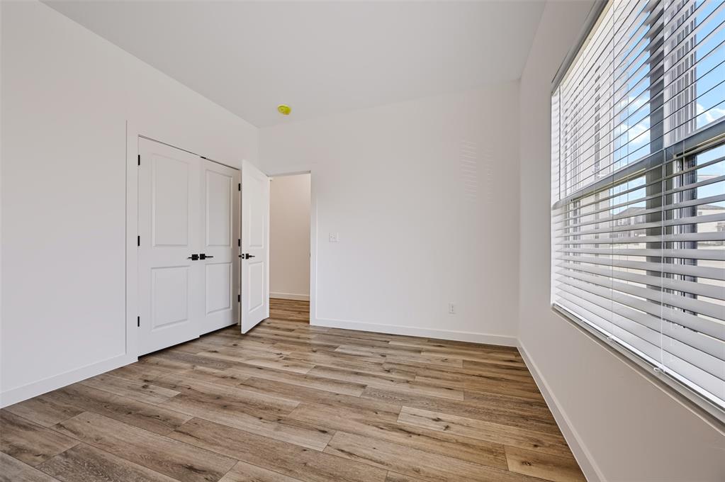 4209 Nw 180th Street Property Photo 18