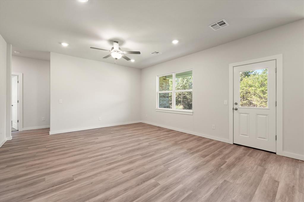 464 Cumberland Drive Property Photo 8