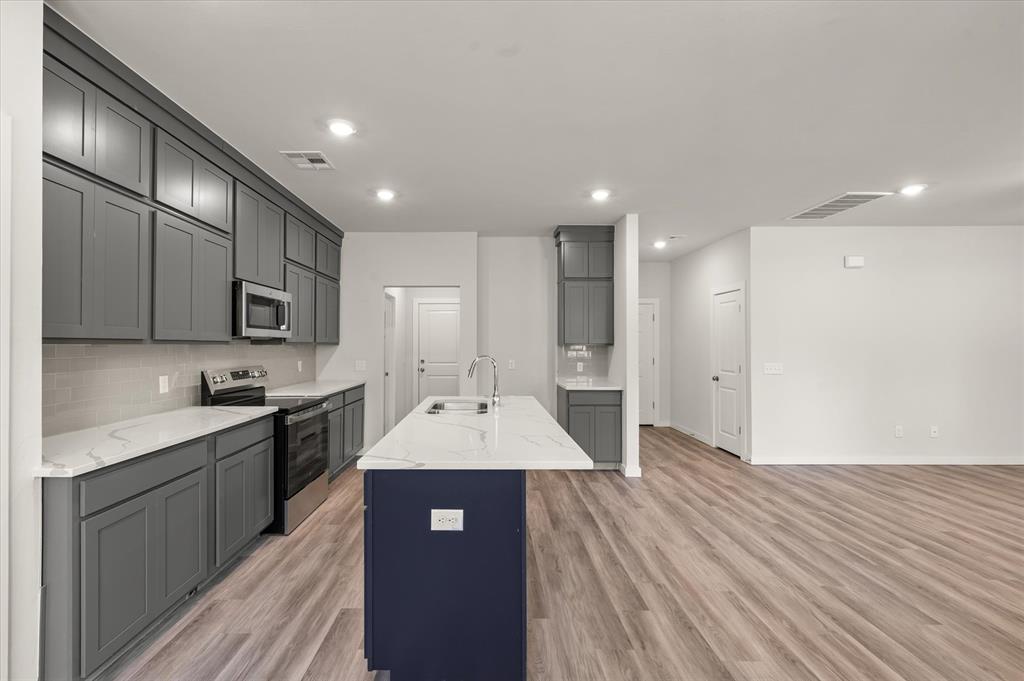 464 Cumberland Drive Property Photo 18