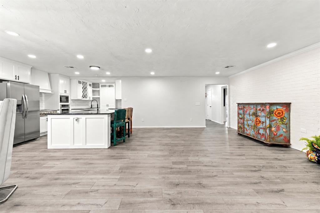 7405 Clayton Drive Property Photo 10