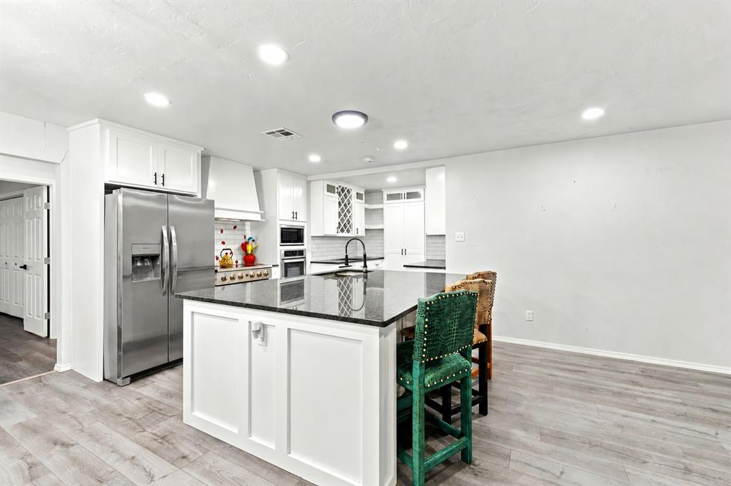 7405 Clayton Drive Property Photo 12