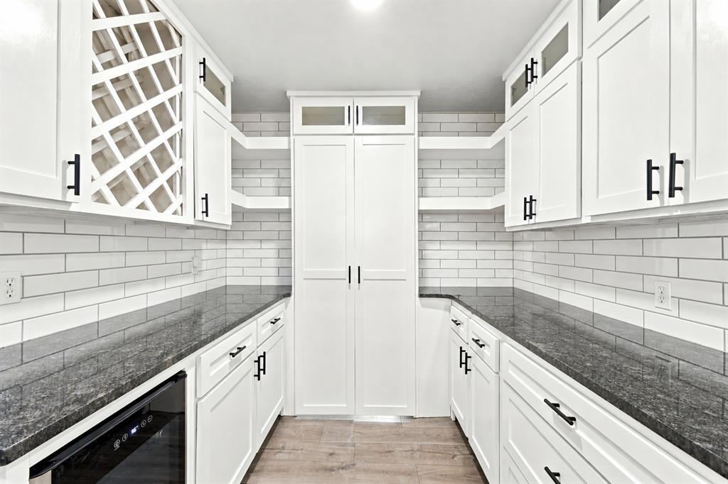 7405 Clayton Drive Property Photo 13