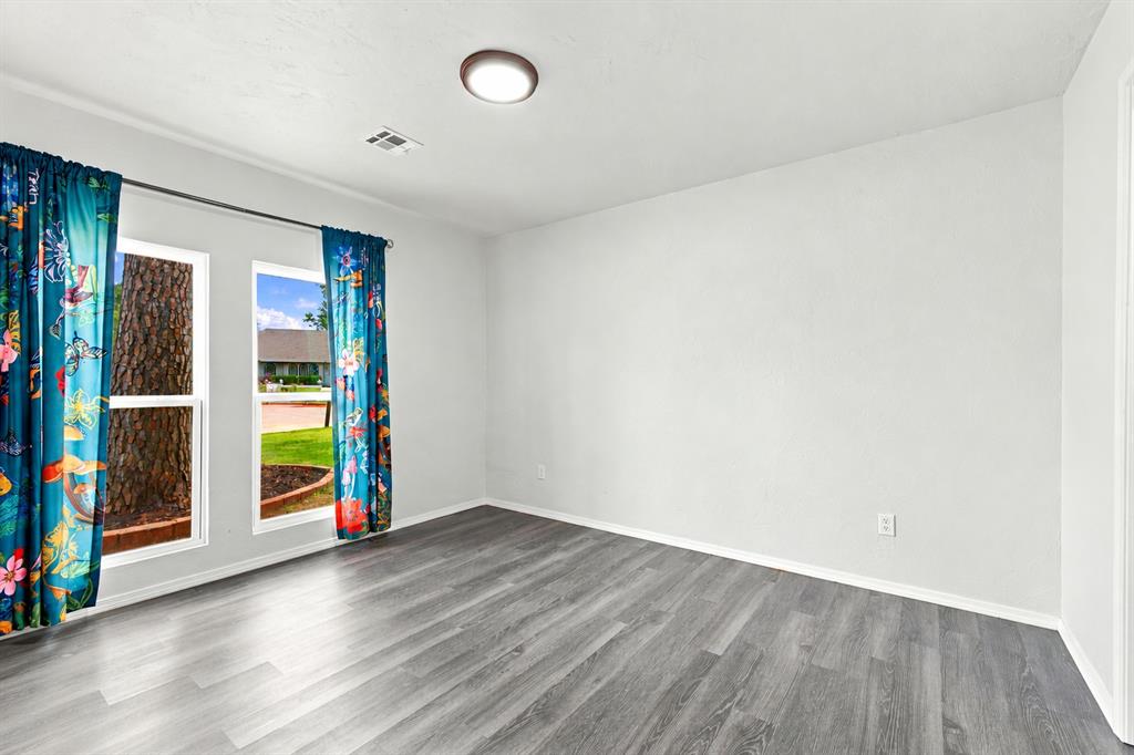 7405 Clayton Drive Property Photo 18