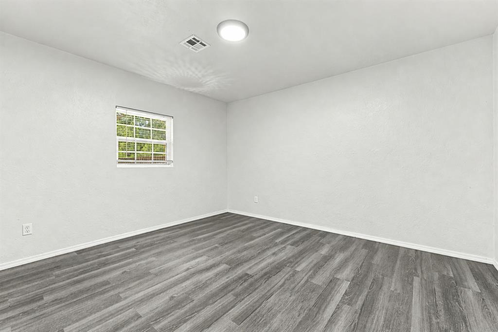 7405 Clayton Drive Property Photo 22