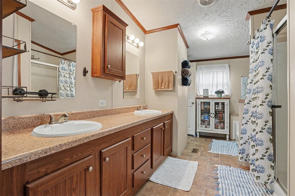 10716 N 2010 Road Property Photo 21