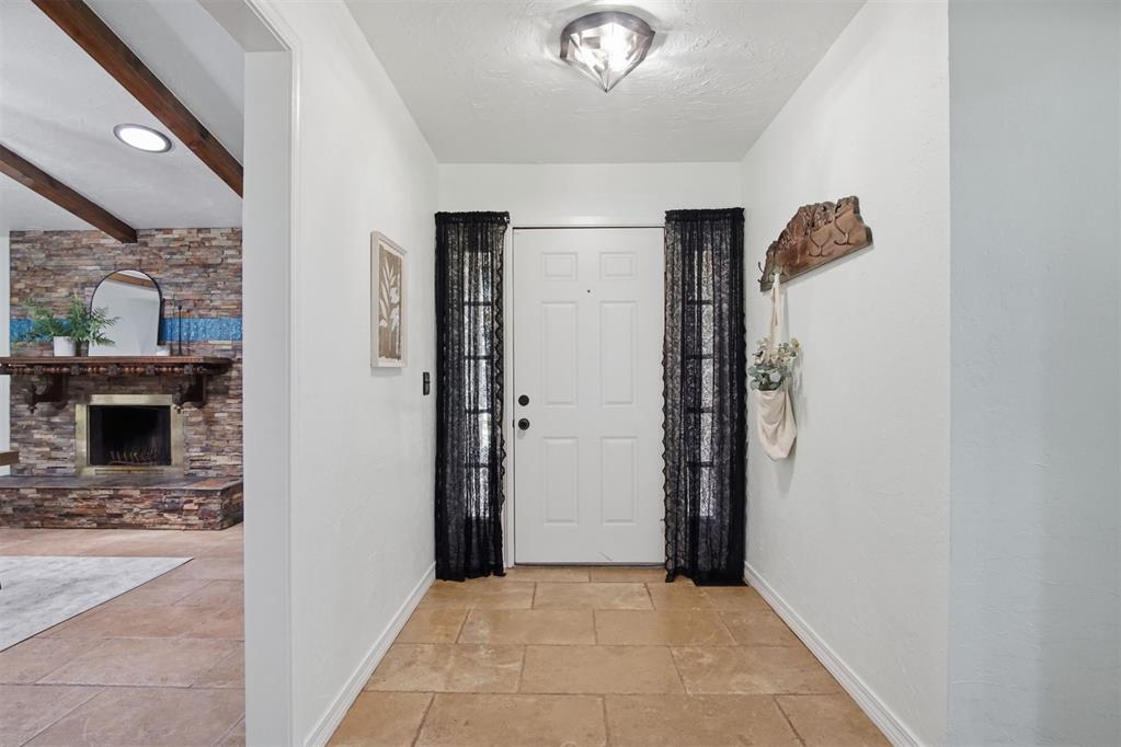 3620 W Charter Oak Road Property Photo 4