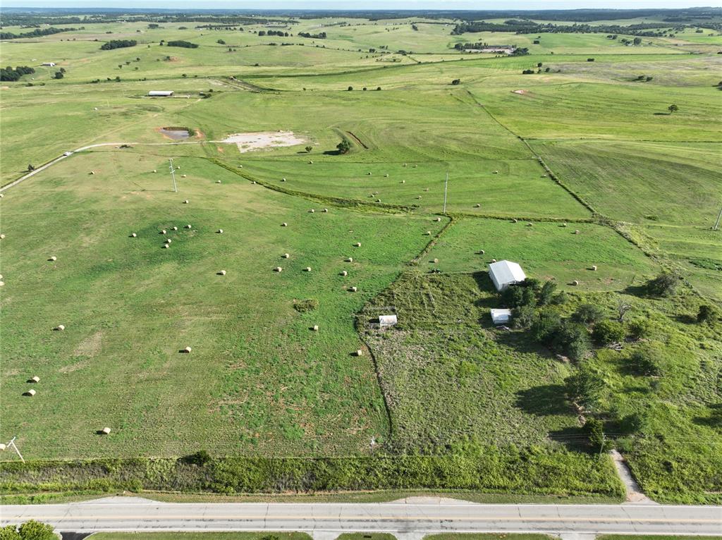 251 County Road 1370 Property Photo 4