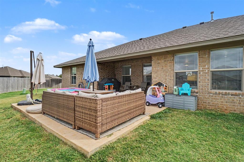 1009 Avalon Court Property Photo 25