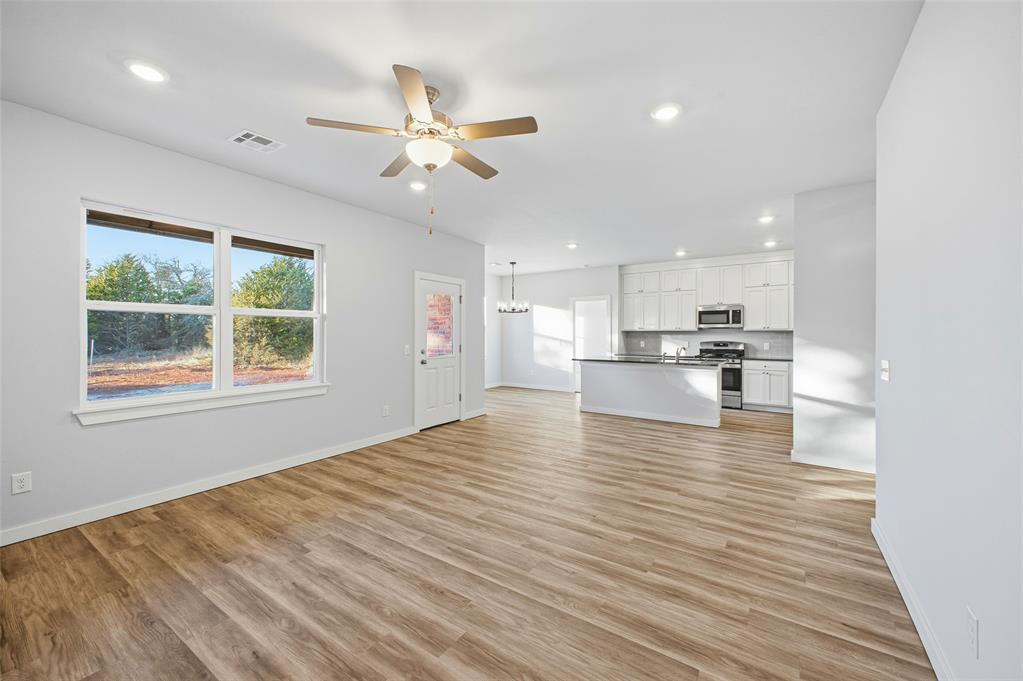 548 Stella Trail Property Photo 7