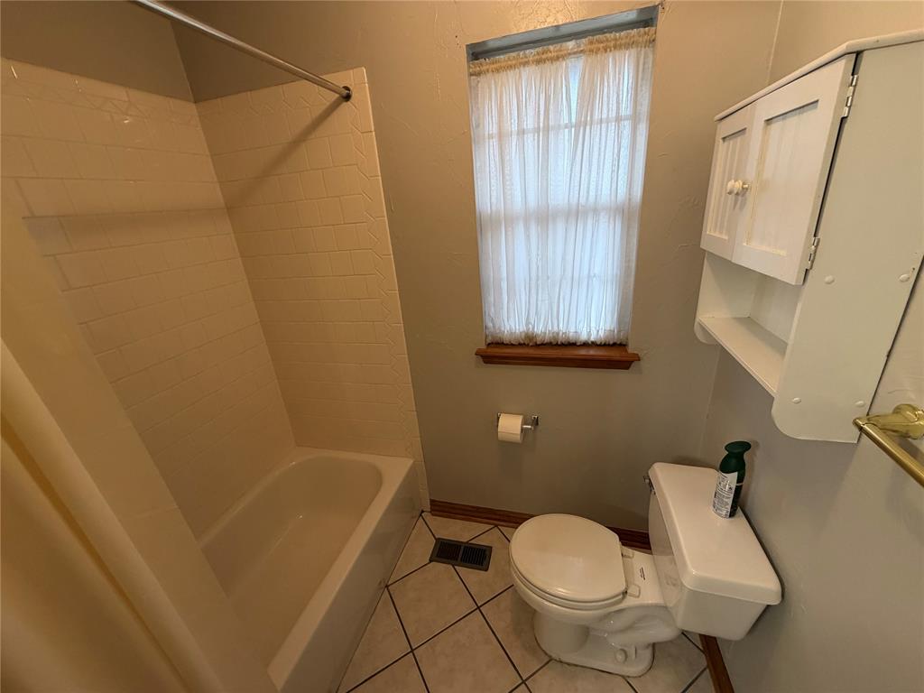 4209 Nw 143rd Street Property Photo 42