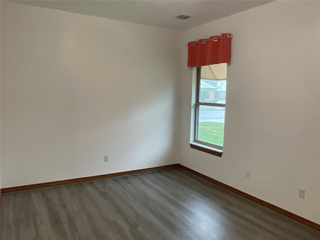 9208 Roadrunner Avenue Property Photo 21