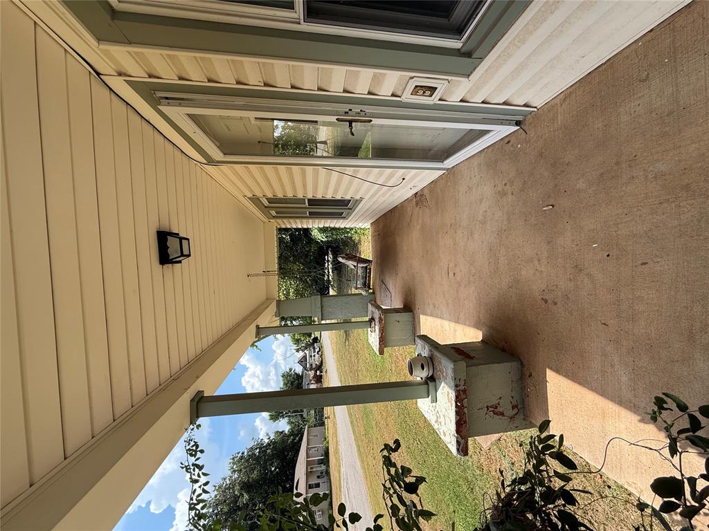 101 Nw 7th St Property Photo 3