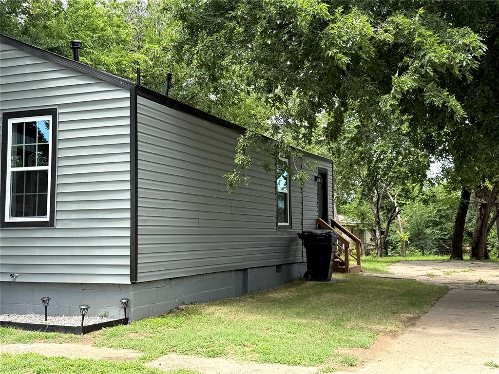3741 Nw 29th Street Property Photo 4