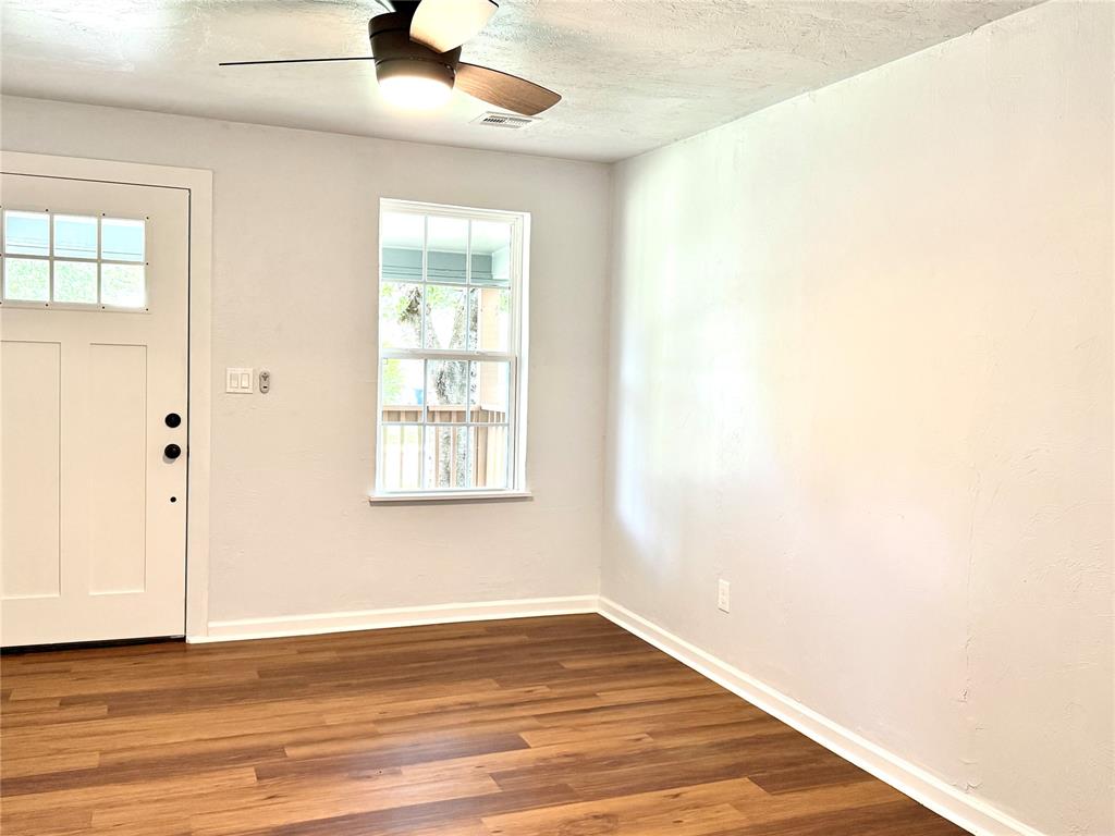 3741 Nw 29th Street Property Photo 9