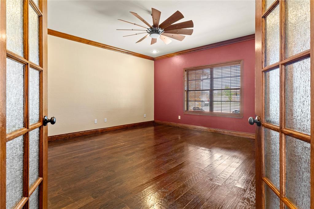 3525 Callaway Drive Property Photo 4