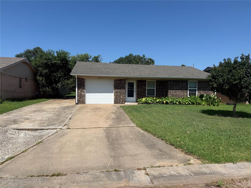 304 Liza Lane Property Photo 2
