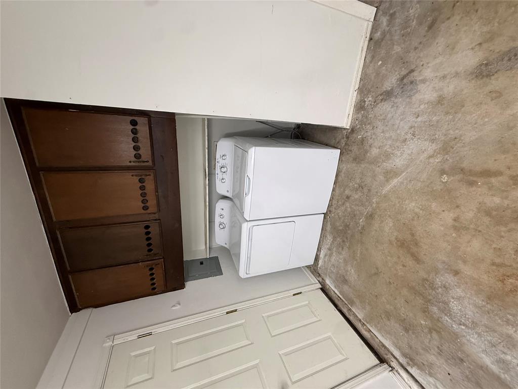 304 Liza Lane Property Photo 15