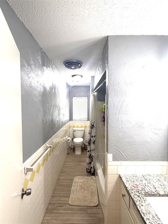 7304 S Douglas Place Property Photo 12