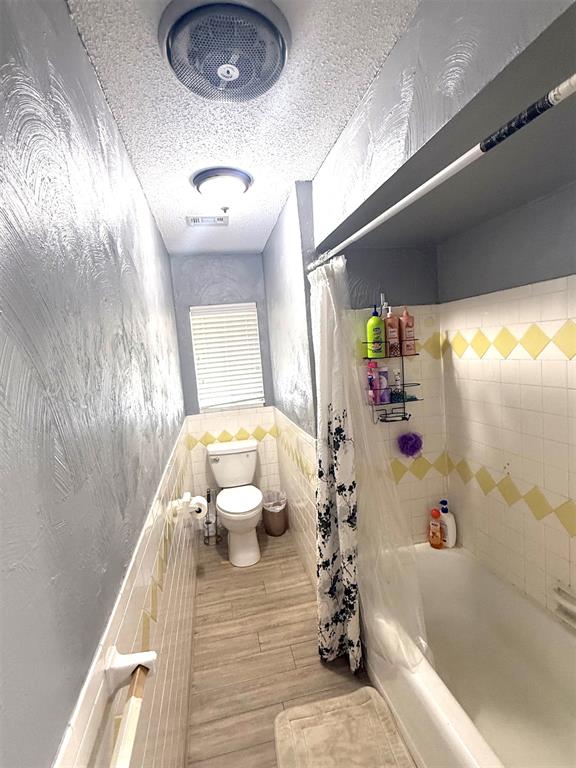 7304 S Douglas Place Property Photo 13