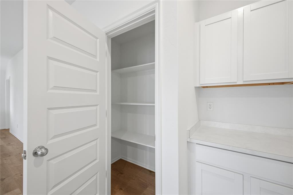1205 Saddle Drive Property Photo 5