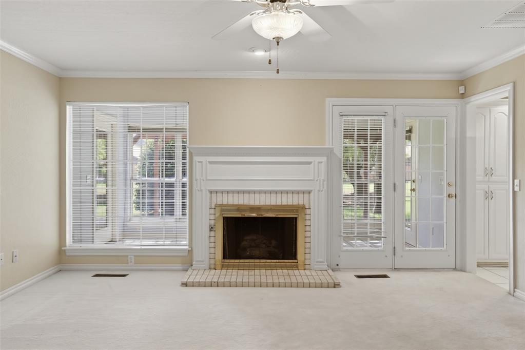 4737 Hemlock Circle Property Photo 9