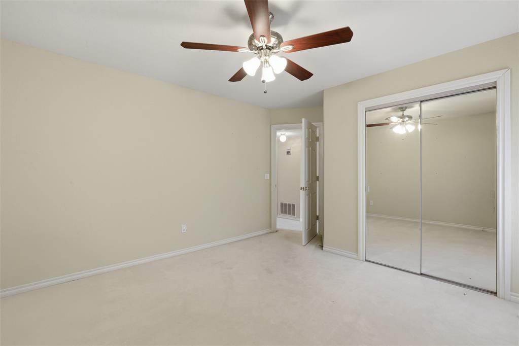 4737 Hemlock Circle Property Photo 26