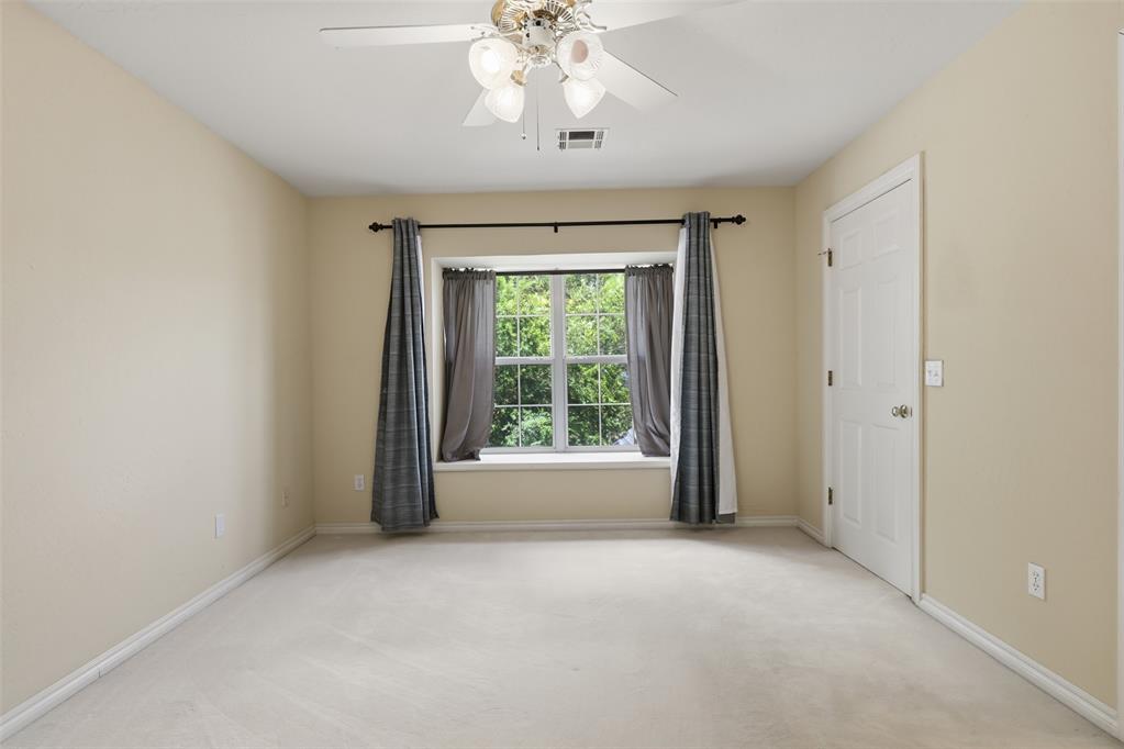 4737 Hemlock Circle Property Photo 28