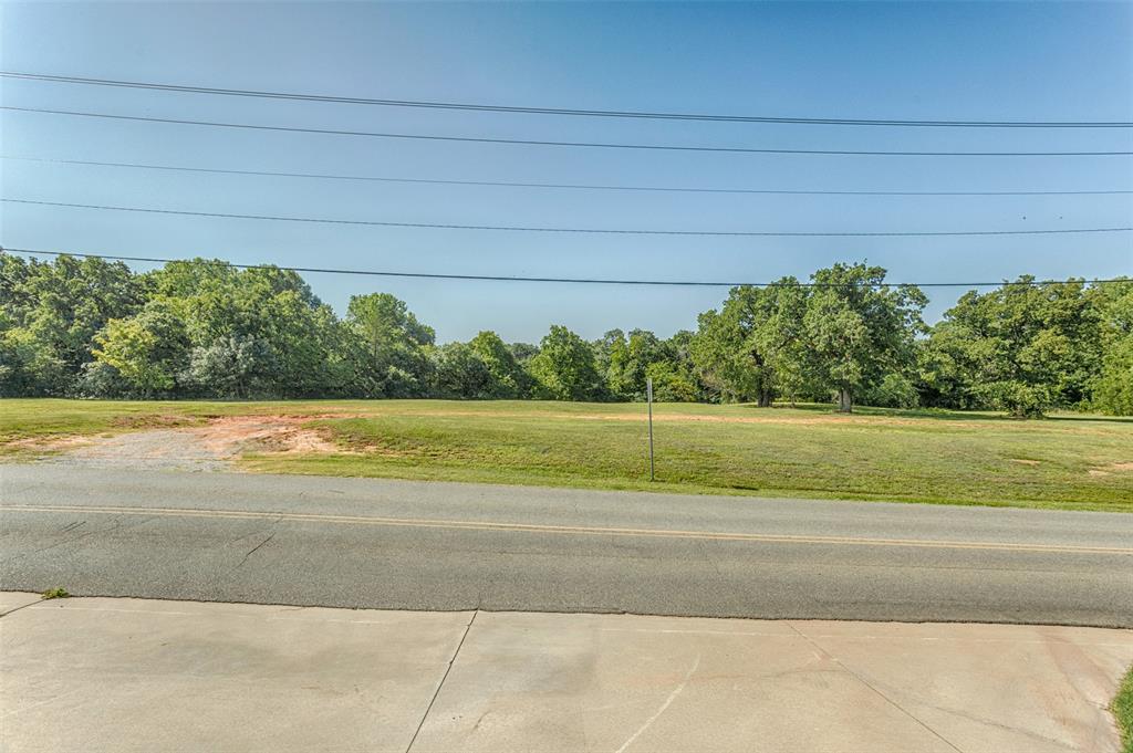 12100 S Broadway Street Property Photo 10