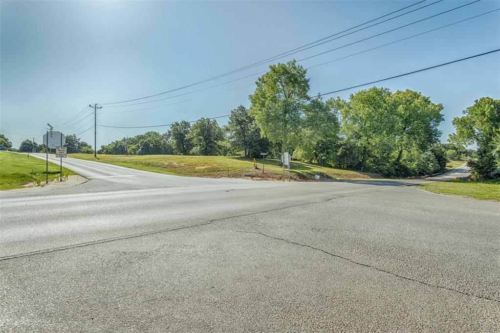 12100 S Broadway Street Property Photo 13
