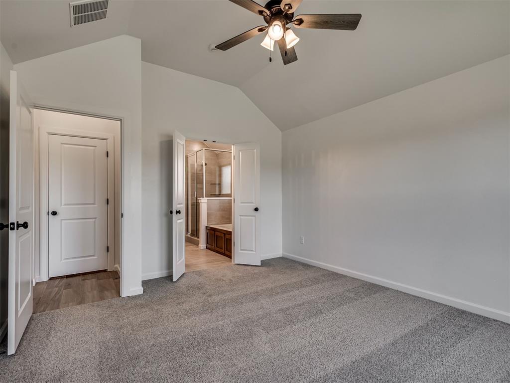 1113 Wisteria Way Property Photo 12