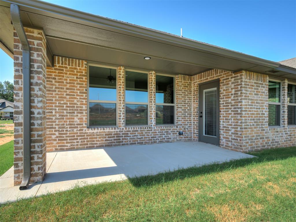 1113 Wisteria Way Property Photo 24