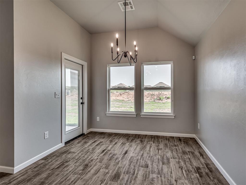 1111 Wisteria Way Property Photo 11