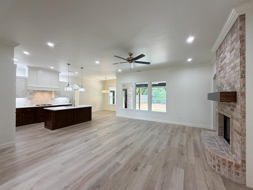 10036 Primrose Lane Property Photo 6