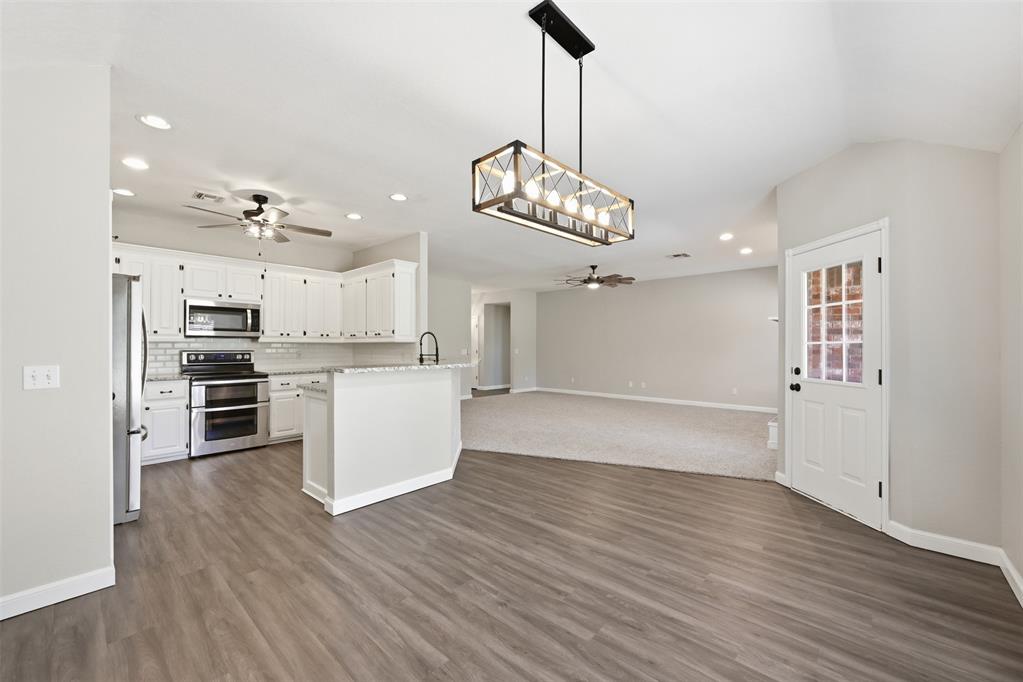 5615 Spring Haven Drive Property Photo 8