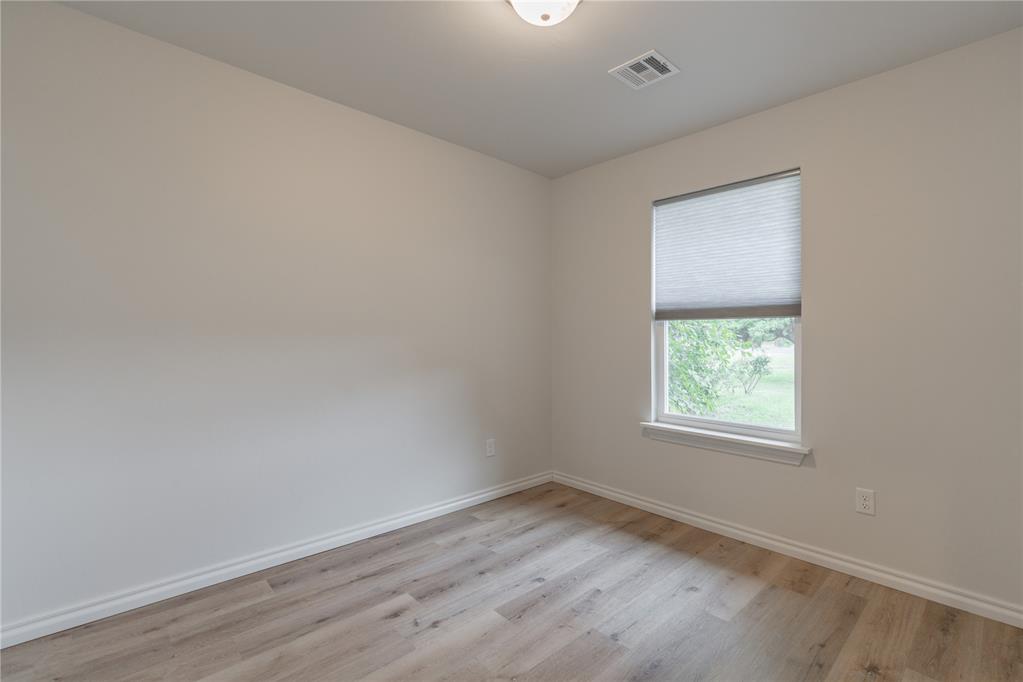 940 Ne 30th Street Property Photo 23