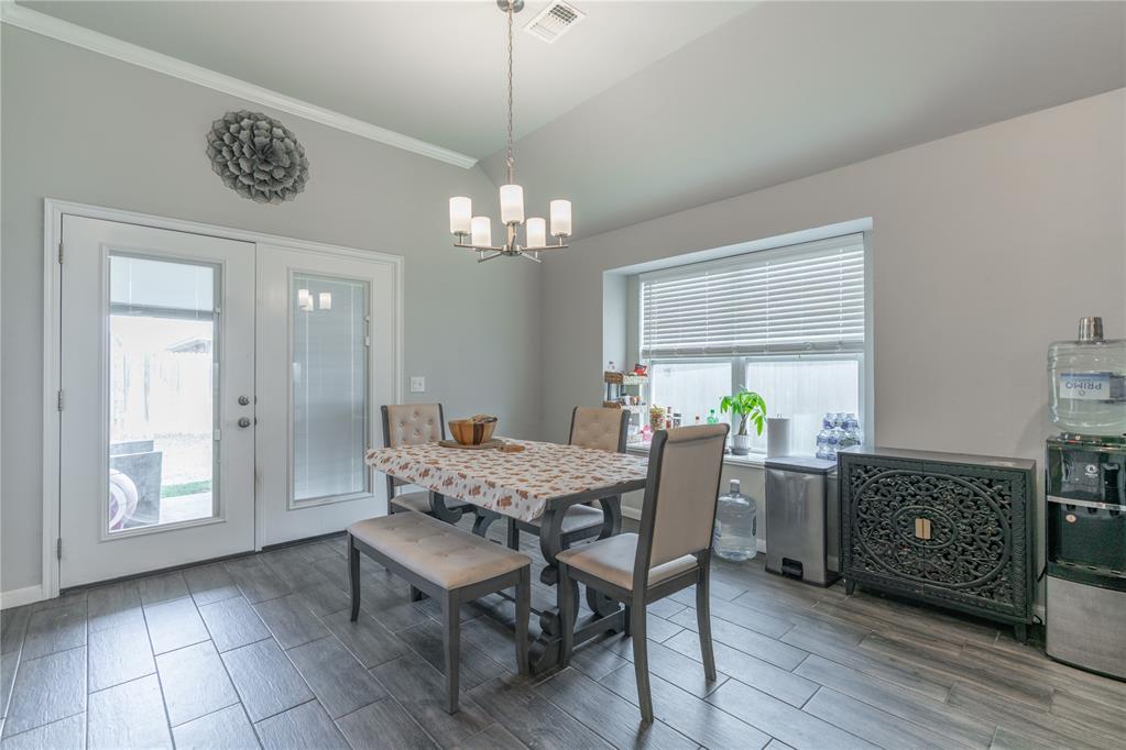 2209 Arcady Avenue Property Photo 12