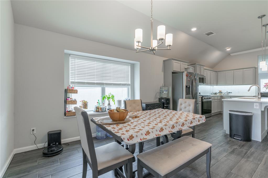 2209 Arcady Avenue Property Photo 13