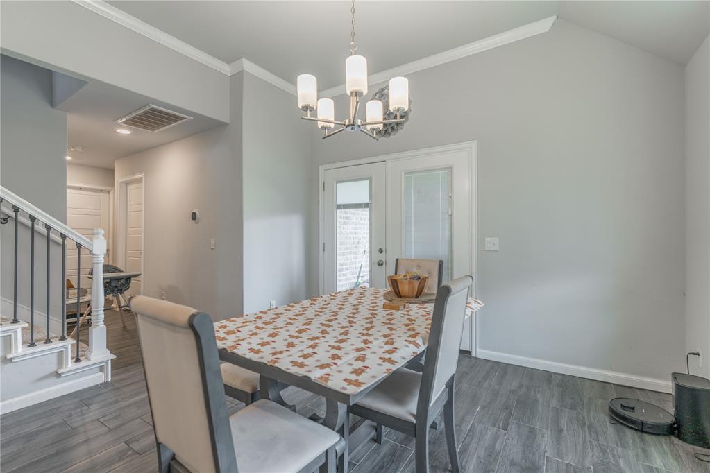 2209 Arcady Avenue Property Photo 14