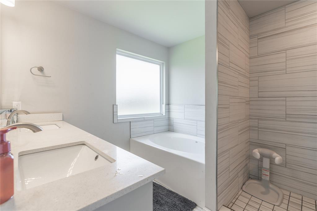 2209 Arcady Avenue Property Photo 18