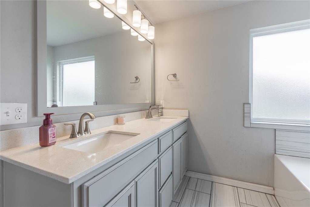 2209 Arcady Avenue Property Photo 19