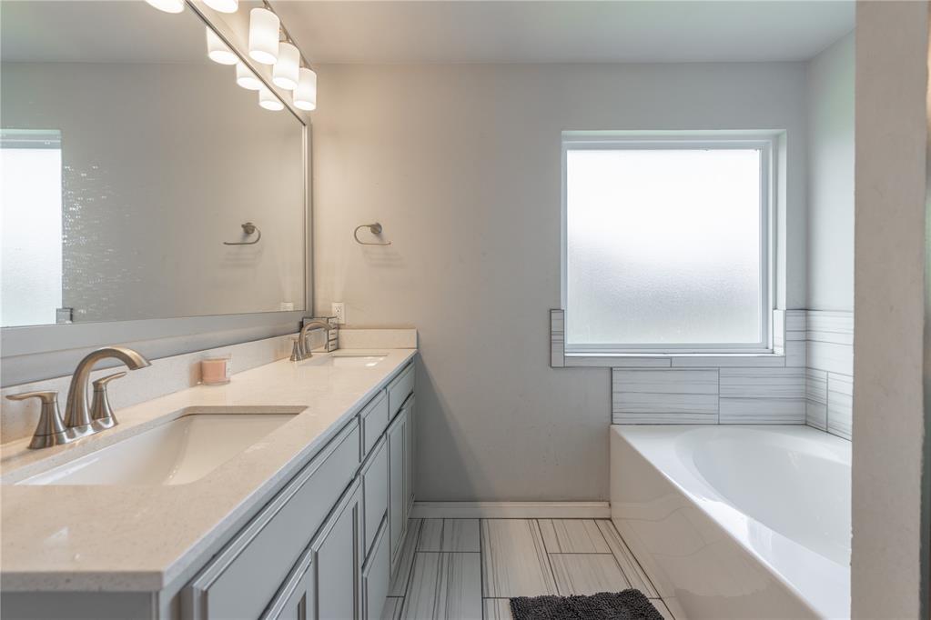 2209 Arcady Avenue Property Photo 20